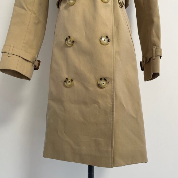Burberry Mid-length Chelsea Heritage Trench Coat - Picture 9 of 16